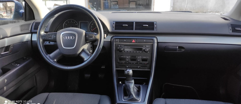 Audi A4 cena 15600 przebieg: 180000, rok produkcji 2005 z Olsztyn małe 137